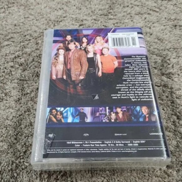 GENE RODDENBERRY'S ANDROMEDA: The Complete Series Collection ( DVD SET ) - Picture 3 of 3